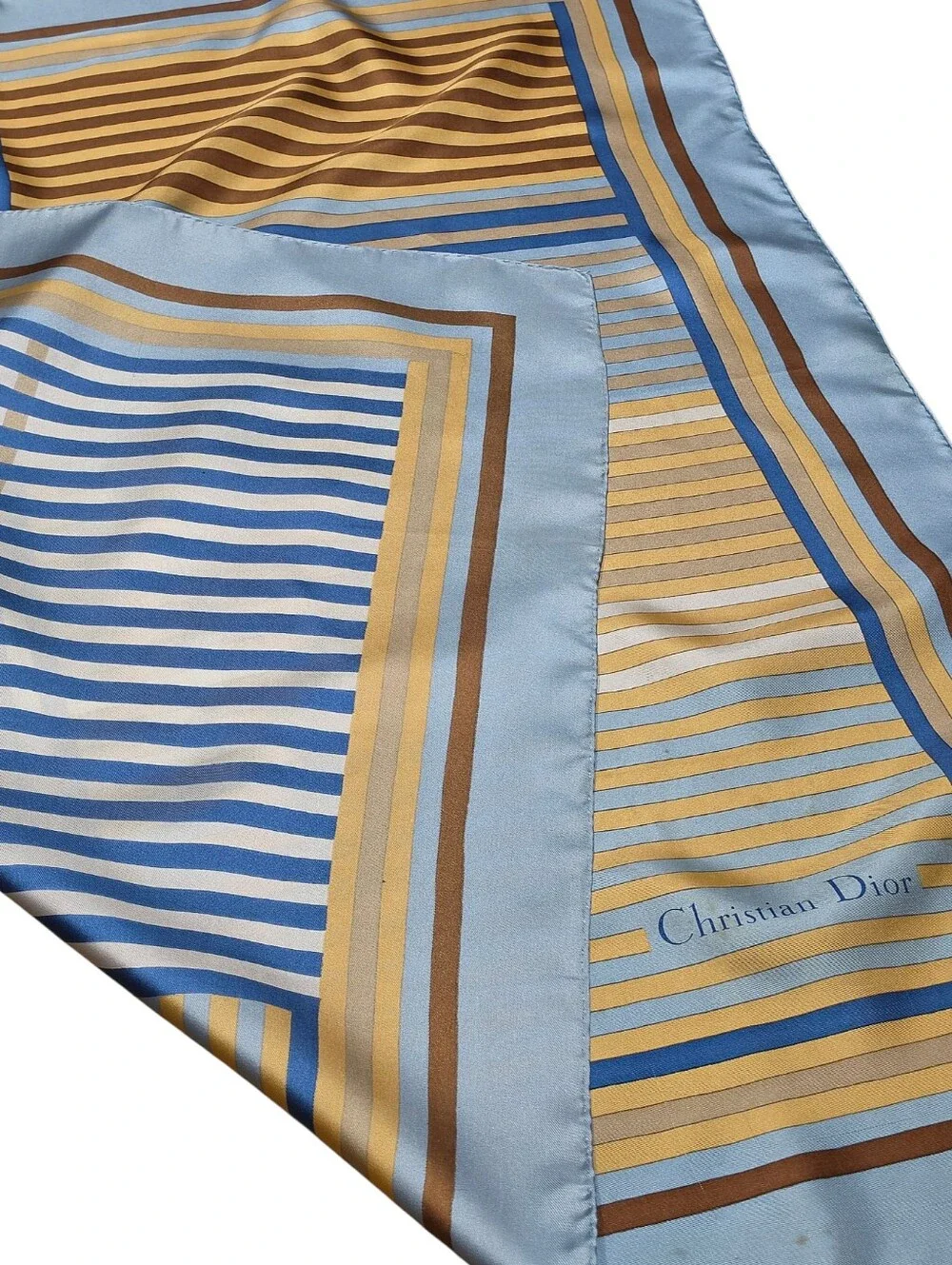 CHRISTIAN DIOR SCARF